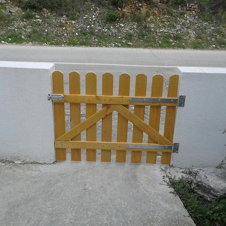 Apartment Tara Nečujam Kültér fotó
